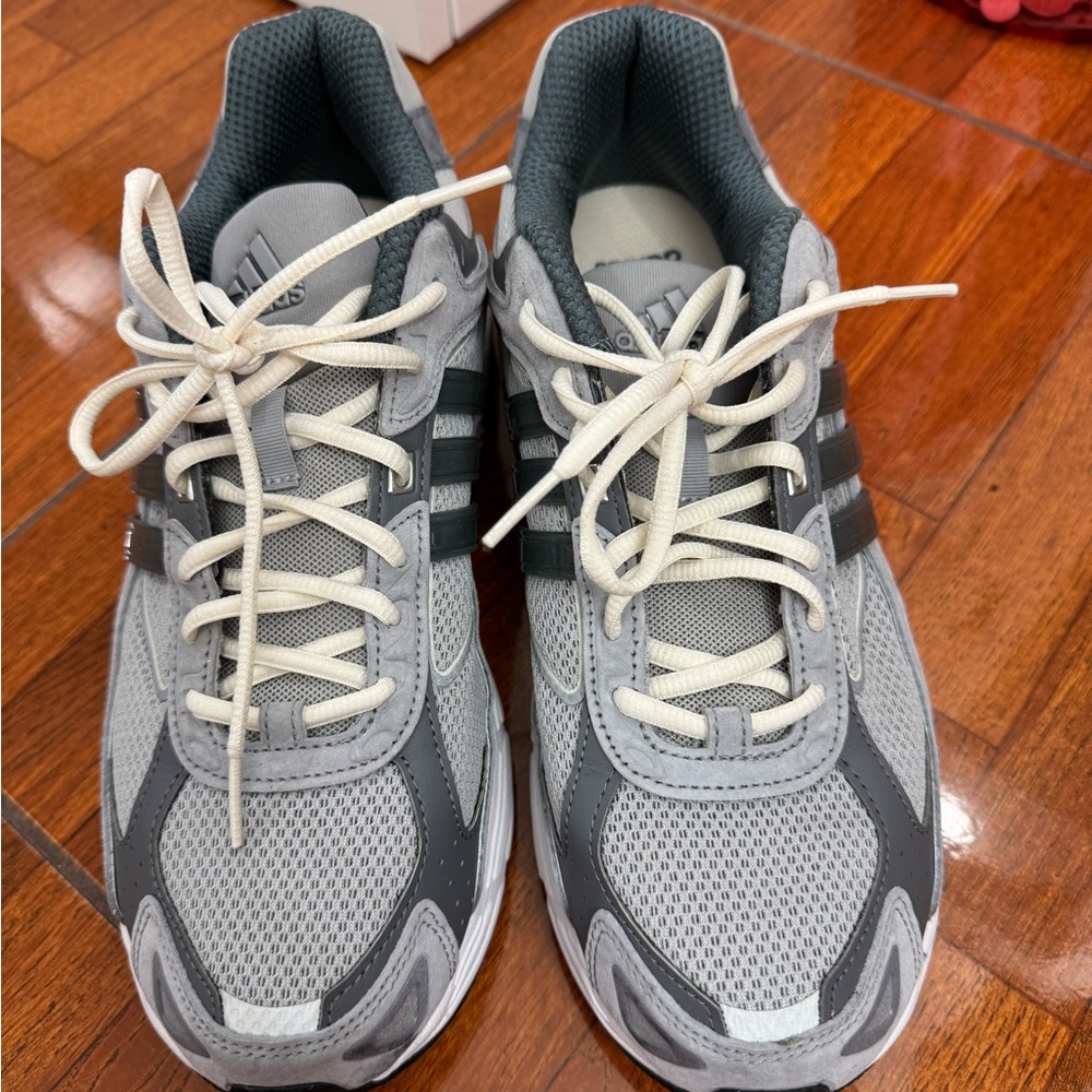 adidas responseCL Metal gray